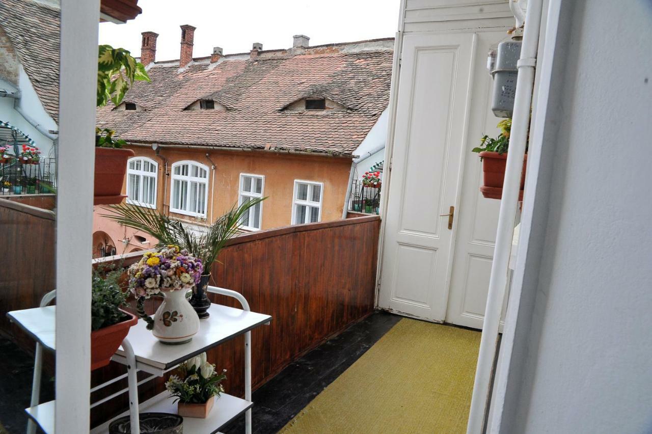 Apartment 9 - City Centre Sibiu Ngoại thất bức ảnh
